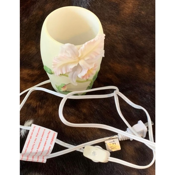 Hummingbird and Cattleya night light Lamp - Picture 4 of 4